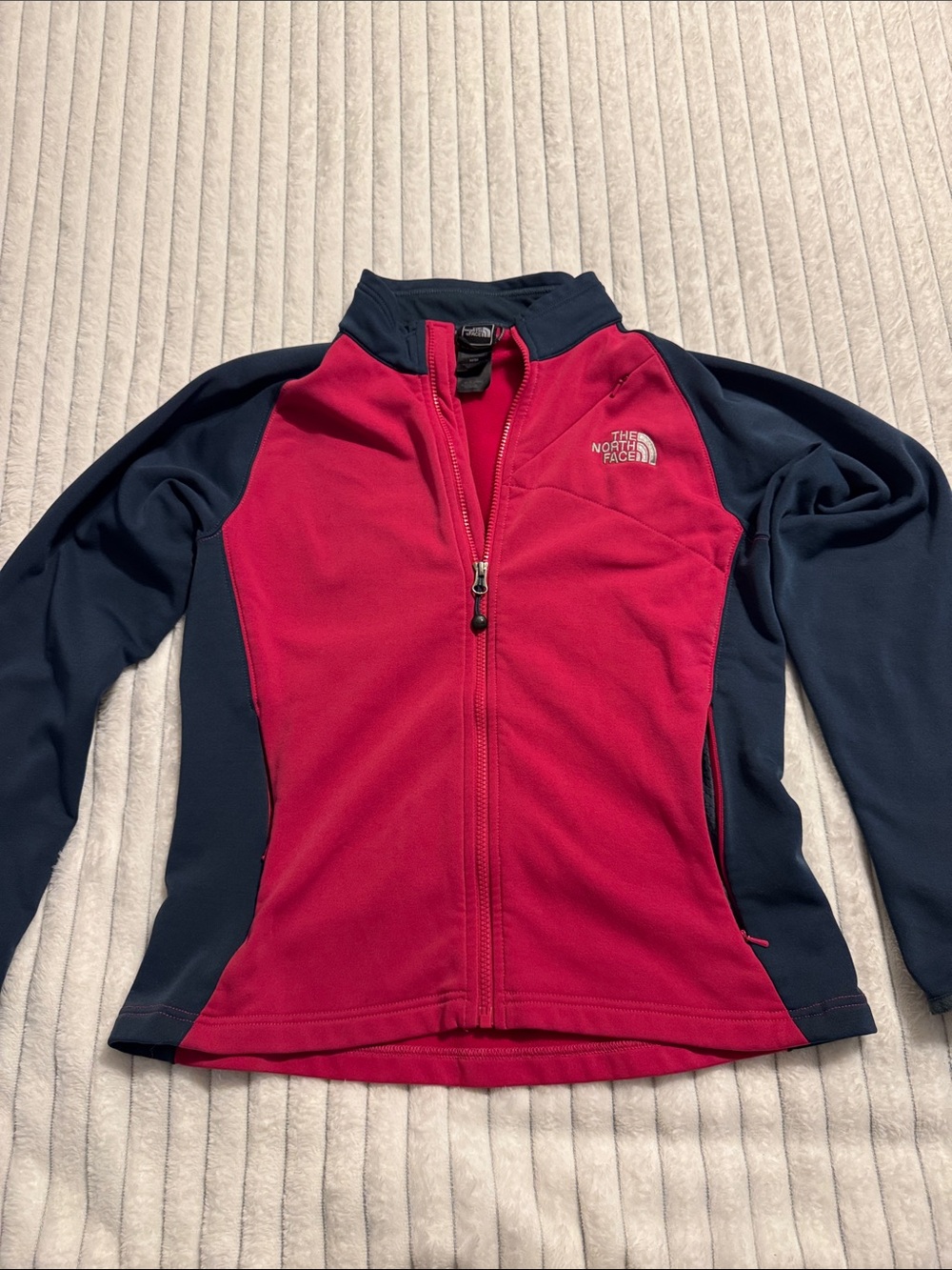 The North Face Women's Magenta & Navy Full-Zip Fleece Jacket